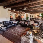 Le Clos De Moncouche بيت للعطل